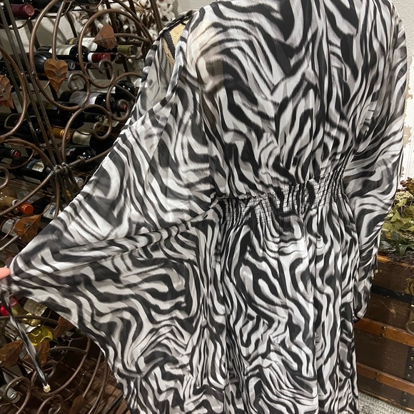 Jennifer Lopez Black and White Zebra print Maxi Dress Size L - Picture 10 of 16